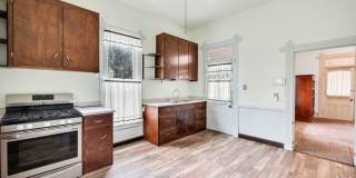 STORYBOOK CHARM IN THE HEART OF DOWNTOWN PERRIS! Gallery 8