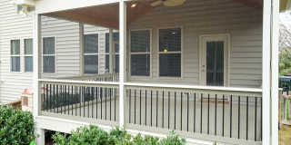 Gorgeous LARGE Family Home! Gallery 6