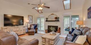 Fully Furnished Lakefront Home | Monthly Rental Available October – March Gallery 1