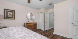 2036 SE Avon Park Drive Gallery 29