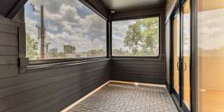 Stunning Salemtown Townhome With Fenced In Yard Stunning Salemtown Townhome With Fenced In Yard Gallery 25