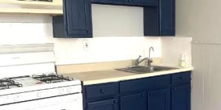 529 4th Street Gallery 1