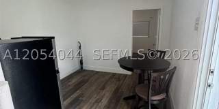 4021 SW 122nd Ct Gallery 1