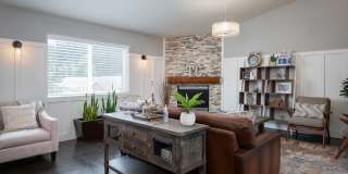 Twin Creeks Gallery 29