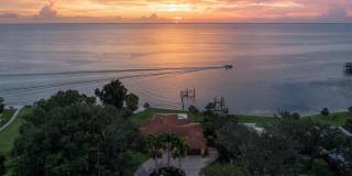 5810 BAHAMA SHORES Drive S 5810 BAHAMA SHORES Drive S Gallery 1