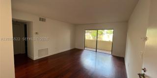 10415 N Kendall Dr Gallery 7