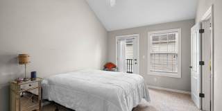 Furnished 3 bed/2.5 bath Gallery 14