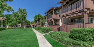 Country Hills Apartment Homes Gallery 2