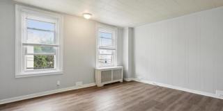 192 DUPONT STREET Gallery 7