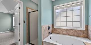 Pet Friendly Three Bedroom! Gallery 27