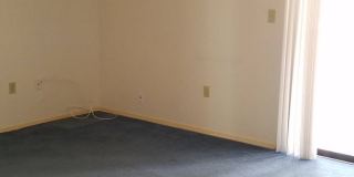 Home For Rent - Great Location on the Westside w/ Refrigerated Air! Gallery 30