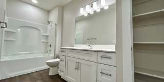 The Bungalows on the Lake - Block C Gallery 429