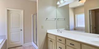 4 Bed, 2 Full Bath Home w/ In-Ground Pool in Desirable Lake Forest! Gallery 17