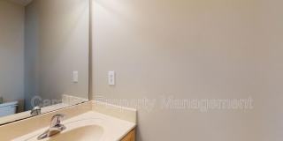 670 Emerald Cove Dr Gallery 21