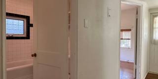 1115 S Maple Gallery 18