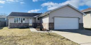 6906 Townsend Boulevard Gallery 1