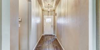 NEWER HOME IN MUSTANG SCHOOL DISTRICT AVAILABLE Gallery 1