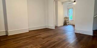 Stunning 3-Bedroom Townhome in Carroll Park! Available NOW! Gallery 5