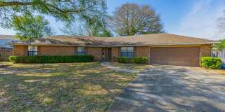 608 Manor Court Gallery 1