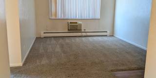 95 N Clarkson St Carolyn Arms Apartments Gallery 13