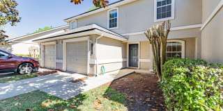 1630 VINELAND Circle Gallery 1