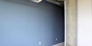 Spacious, beautiful loft with separate bedroom and office for rent in Downtown Atlanta Gallery 8