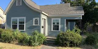 1512 Live Oak Gallery 1