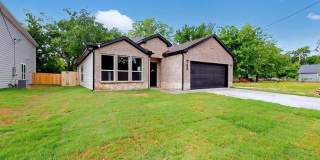 415 Martin Luther King Jr Street Gallery 1