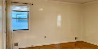 306 Jefferson Ave Gallery 13