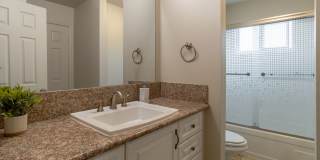 Courtyard Apartments Gallery 24
