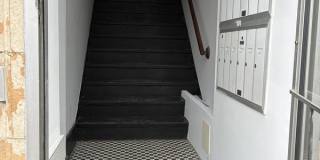 2716 Cherokee Street Gallery 10