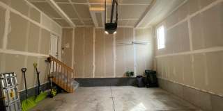Stunning and spacious 4.5 bedroom, 3 bathroom home located in Morgan Hill Gallery 36