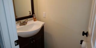 4 bd, 3.5 ba Foxfire condo, just south of MU campus, w/d, 1 car garage, near Green Meadows and Providence Gallery 12