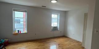 715 N 16TH Street Gallery 10