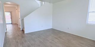 4 bed/3bath in desirable Paseo Del Rio Community Gallery 5