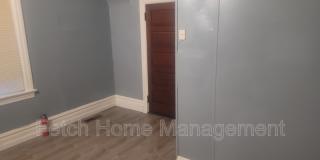 19 South 19th Street Gallery 16