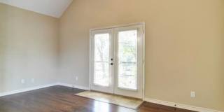 1200 College Avenue Gallery 22