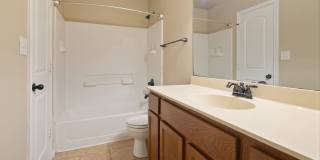 Beautiful 3 Bedroom Duplex Located in New Braunfels, Texas! Gallery 16