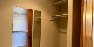 Unique 3Bdm 2Ba home is located in a great central location Gallery 41