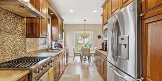 5173 Claridge Drive Gallery 11