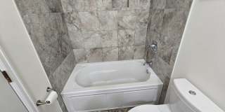 Beautifully Renovated, Top Floor, 2 Bedroom 2 Bath East Boulder Condo for Rent! Gallery 16