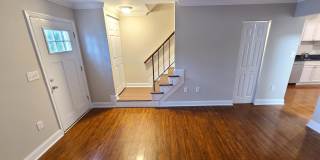 564 LANCASTER Place Gallery 5