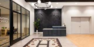 The Hannah Gallery 25