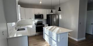 28 Jones Xing Gallery 1