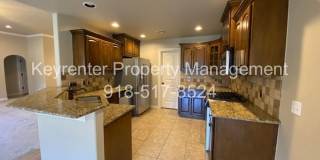 3 Bed | 2 Bath | Jenks Gallery 9