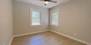 Newly Remodeled 4 Bedroom/1 Bathroom Home Gallery 9