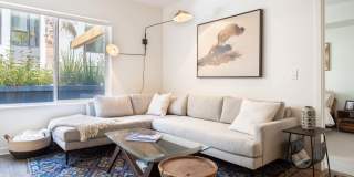 Jones Berkeley Gallery 16