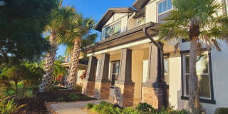 Beautiful Craftsman Style Home 3 Bds/2.5 Ba Semi Furnished Beautiful Craftsman Style Home 3 Bds/2.5 Ba Semi Furnished Gallery 1