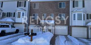 Available August 8 - 2 Bed/1.5 Bath Townhome in Prior Lake Gallery 1