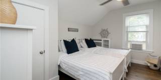 33 Slocum Street Gallery 26